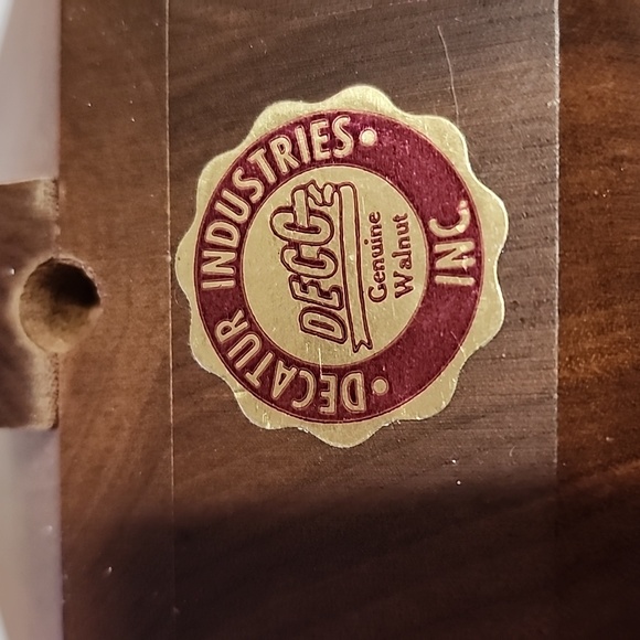 VINTAGE  DECATUR INDUSTRIES INC. GENUINE  WALNUT DECO DOUBLE SMOKING PIPE STAND - Picture 6 of 7